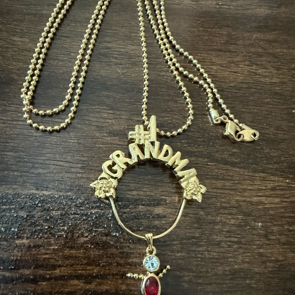 Gold #1 Grandma Pendant Necklace